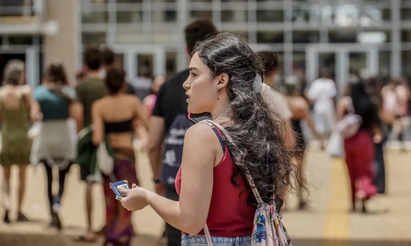 Candidata a concurso público nacional