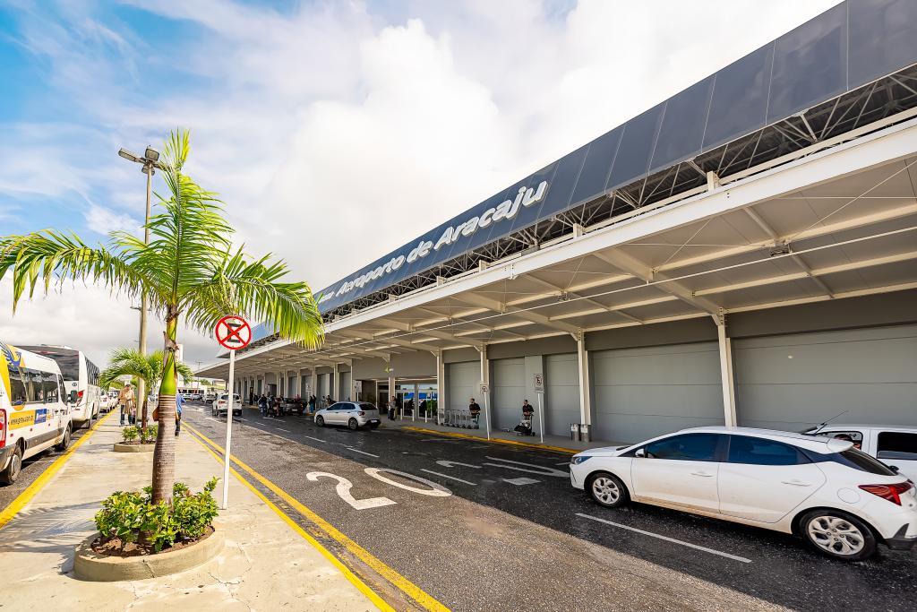 Fachada do Aeroporto Internacional de Aracaju – Santa Maria