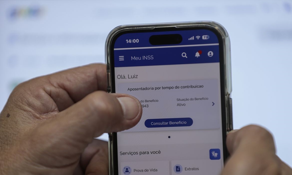 App do INSS no celular