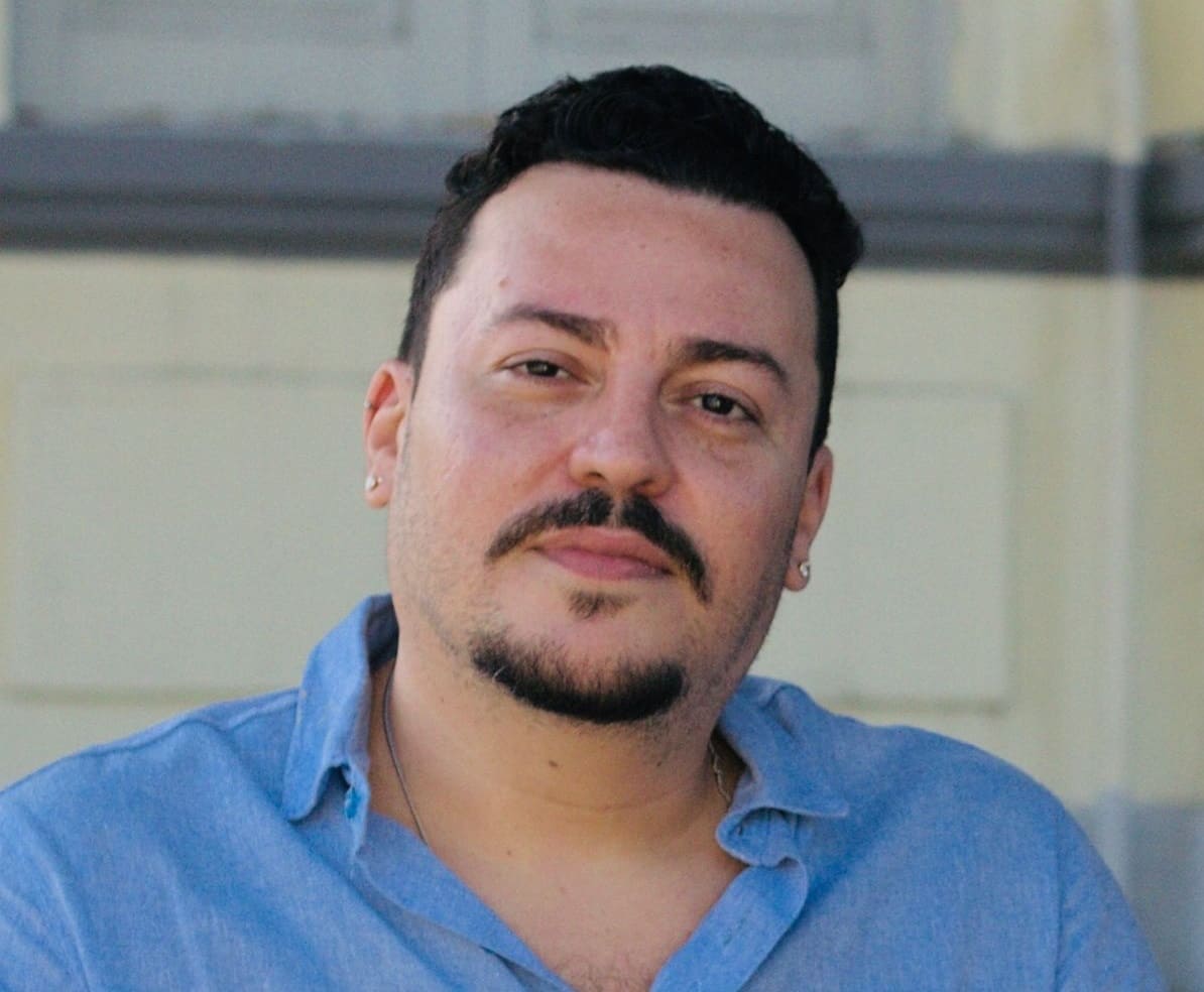 J. Victor Fernandes