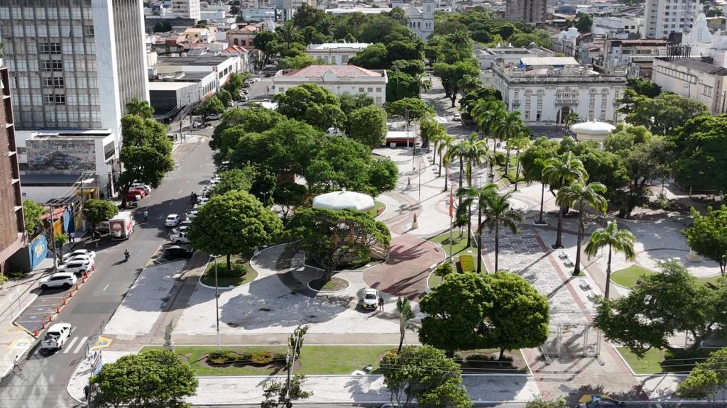 Praça Fausto Cardoso