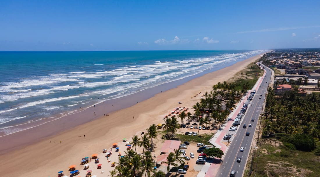 Bares na areia da praia em Aracaju