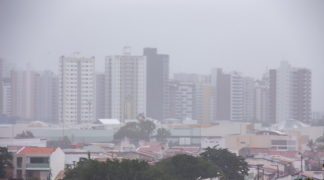 Tempo nublado em Aracaju