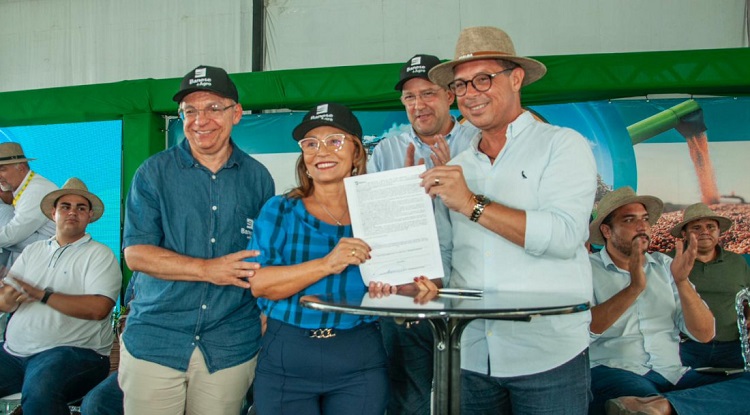 Governador de Sergipe, Fábio Mitidieri, e o presidente do Banese, Marco Queiroz