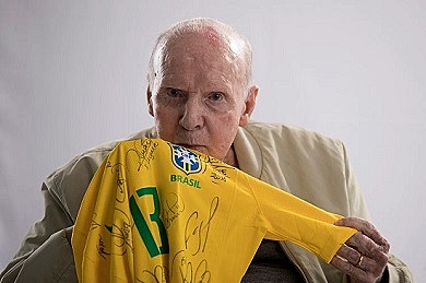 Mario Jorge Lobo Zagallo, lenda do futebol, ex-jogador brasileiro