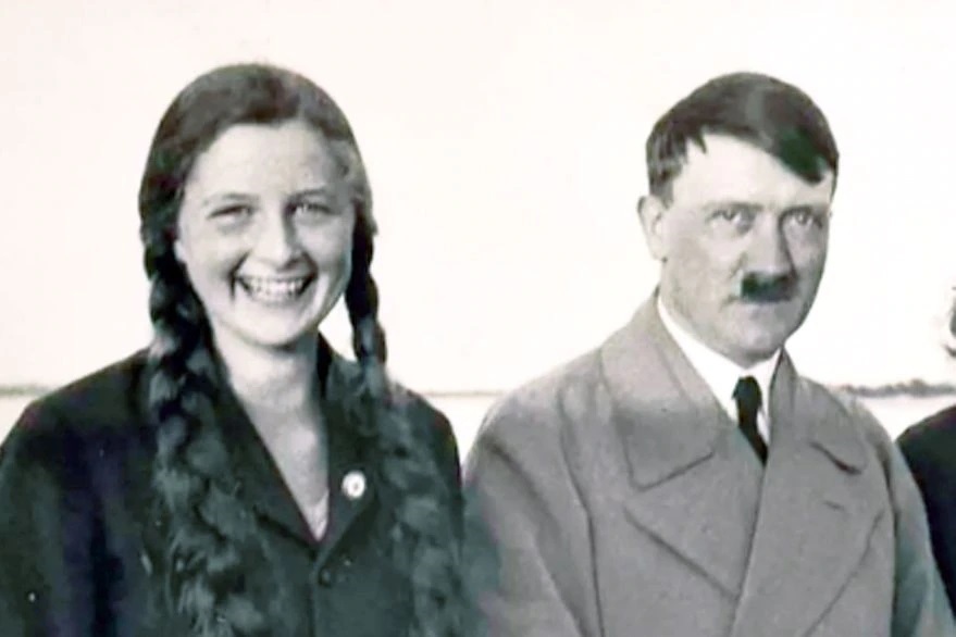 Adolf Hitler com sua sobrinha, Geli Raubal