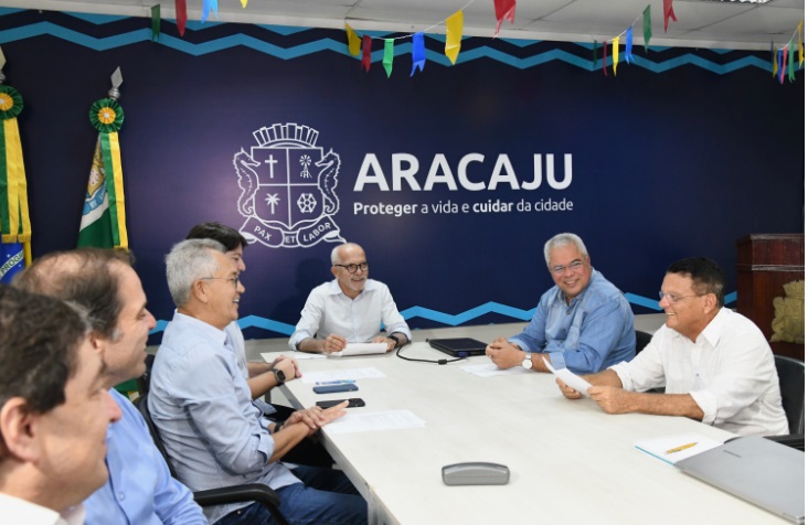 Reunião na Prefeitura de Aracaju