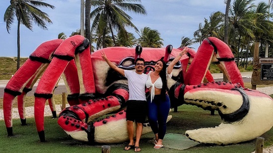 Crustáceo gigante, na Passarela do Caranguejo