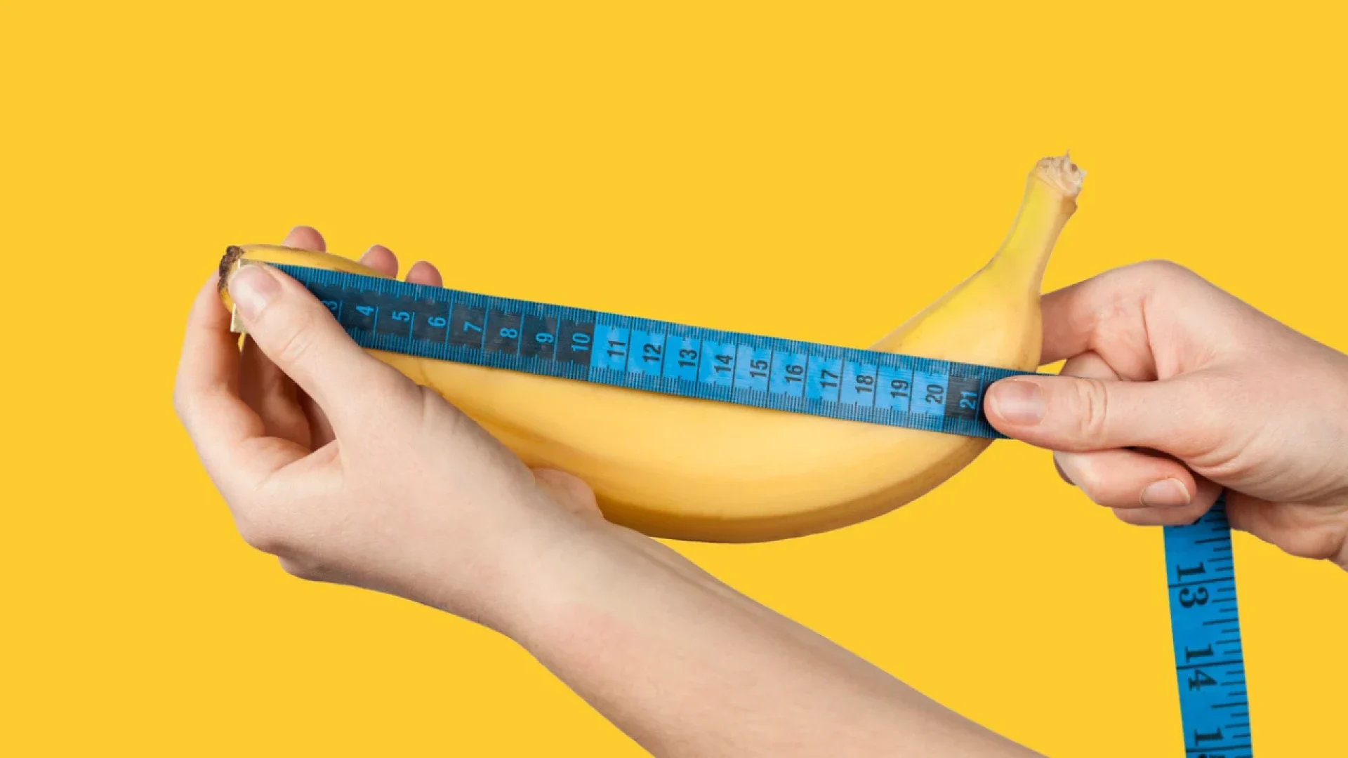 Banana e uma fita métrica
