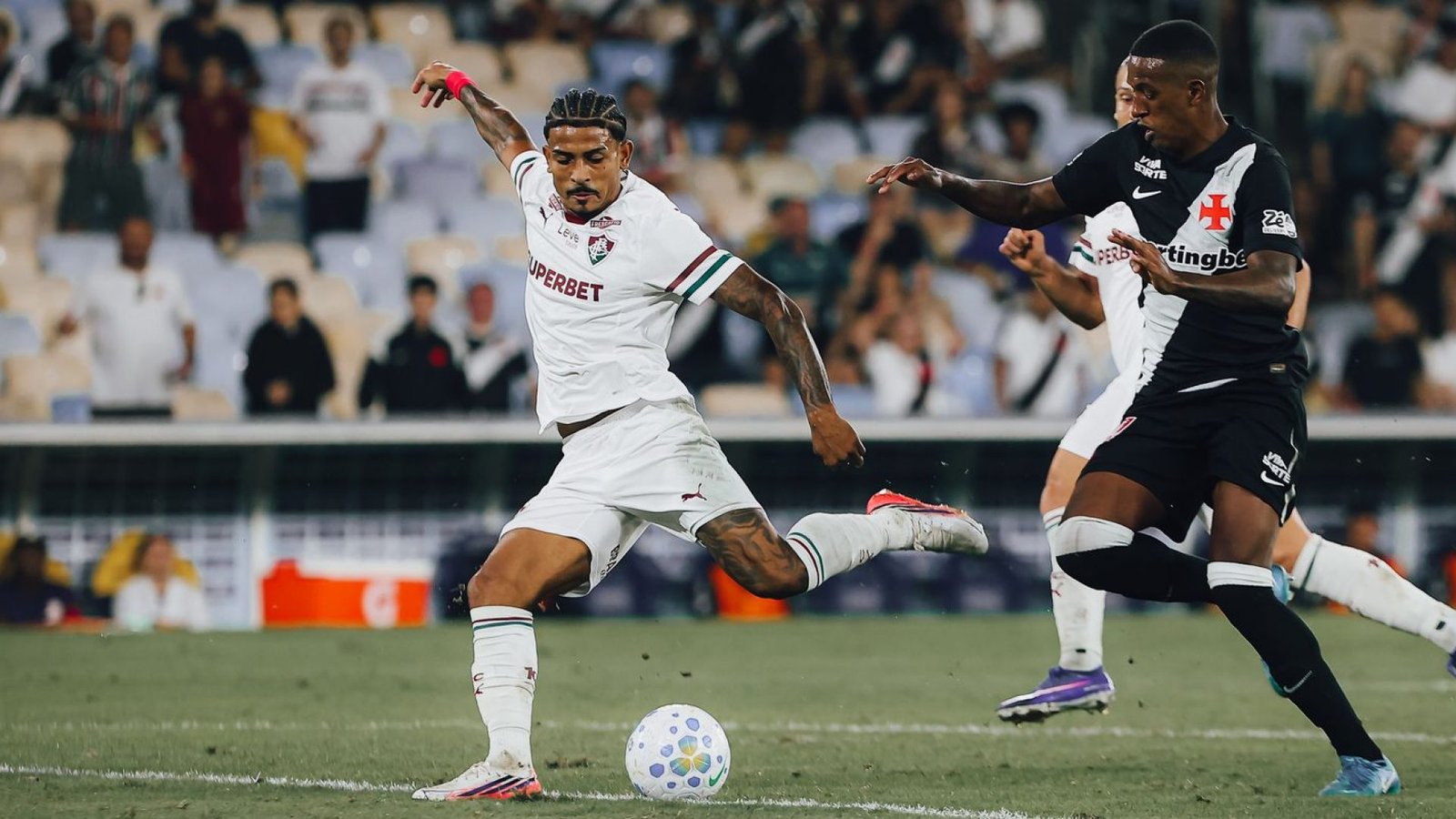 © LUCAS MERÇON / FLUMINENSE F.C.