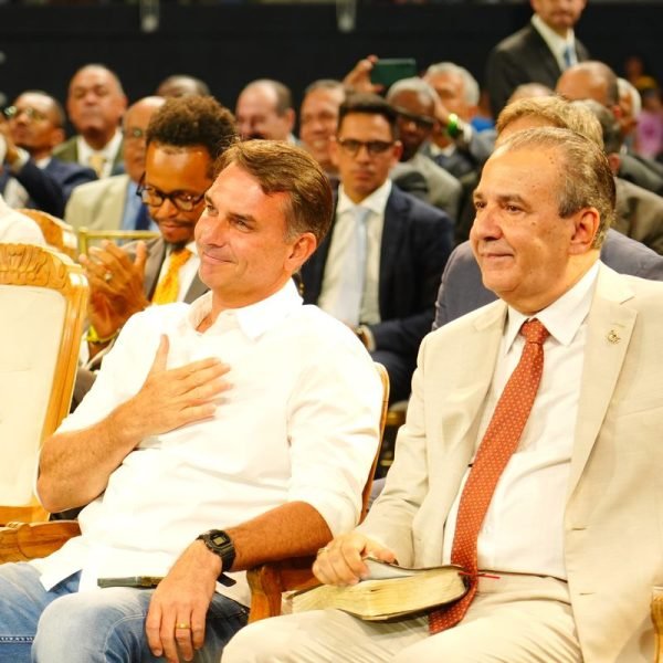© Charles Vieira/Campanha Flávio Bolsonaro