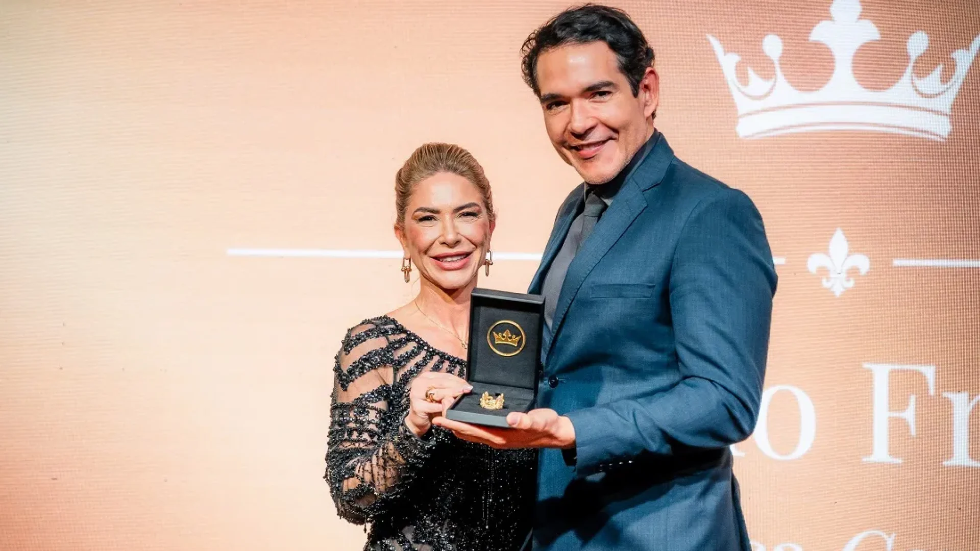 Dermatologista sergipano Dr. Delmo Freire no Guia da Saúde de Luxo