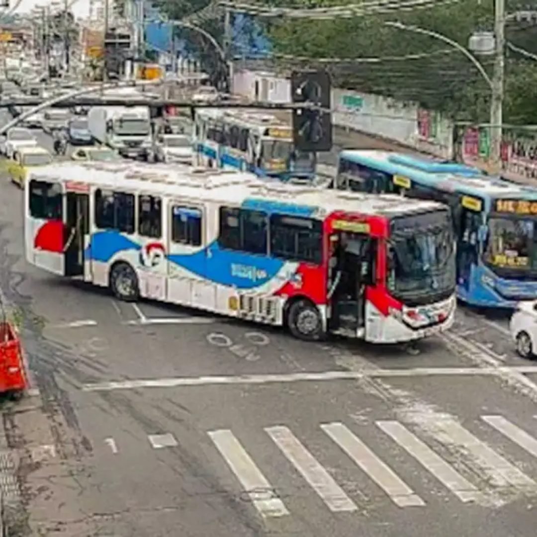 © Frame câmera de segurança prefeitura-RJ