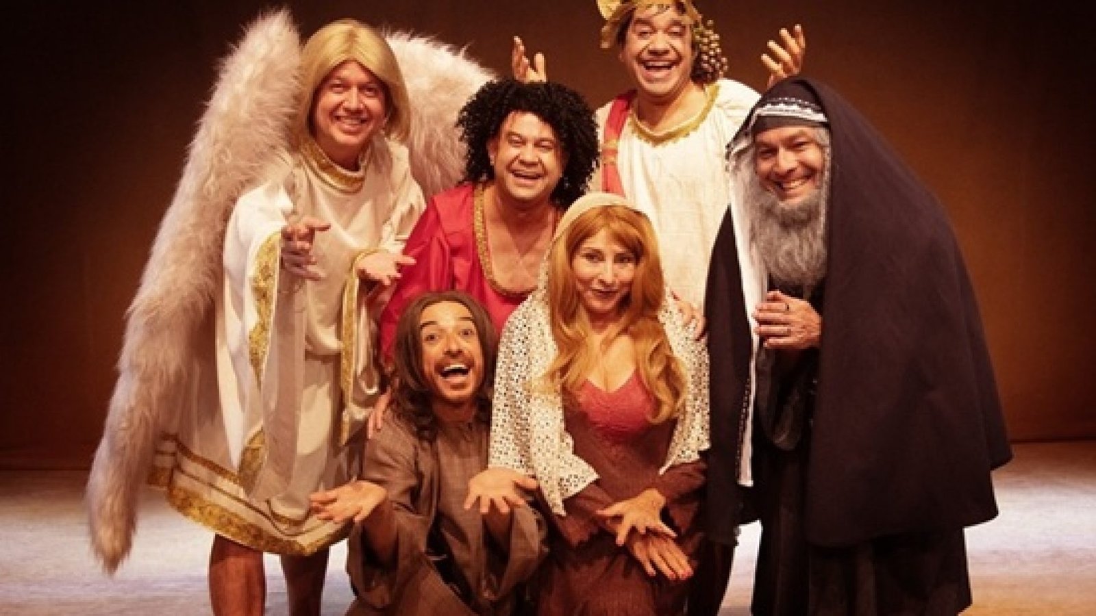 Hermanoteu na Terra de Godah chega a Aracaju em apresentações no Teatro Tobias Barreto