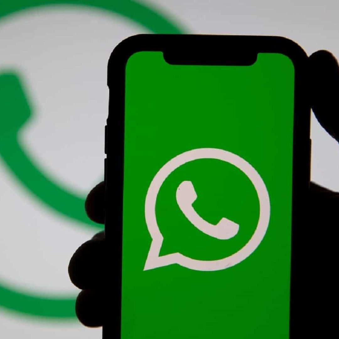 Aplicativo do whatsapp na tela do celular